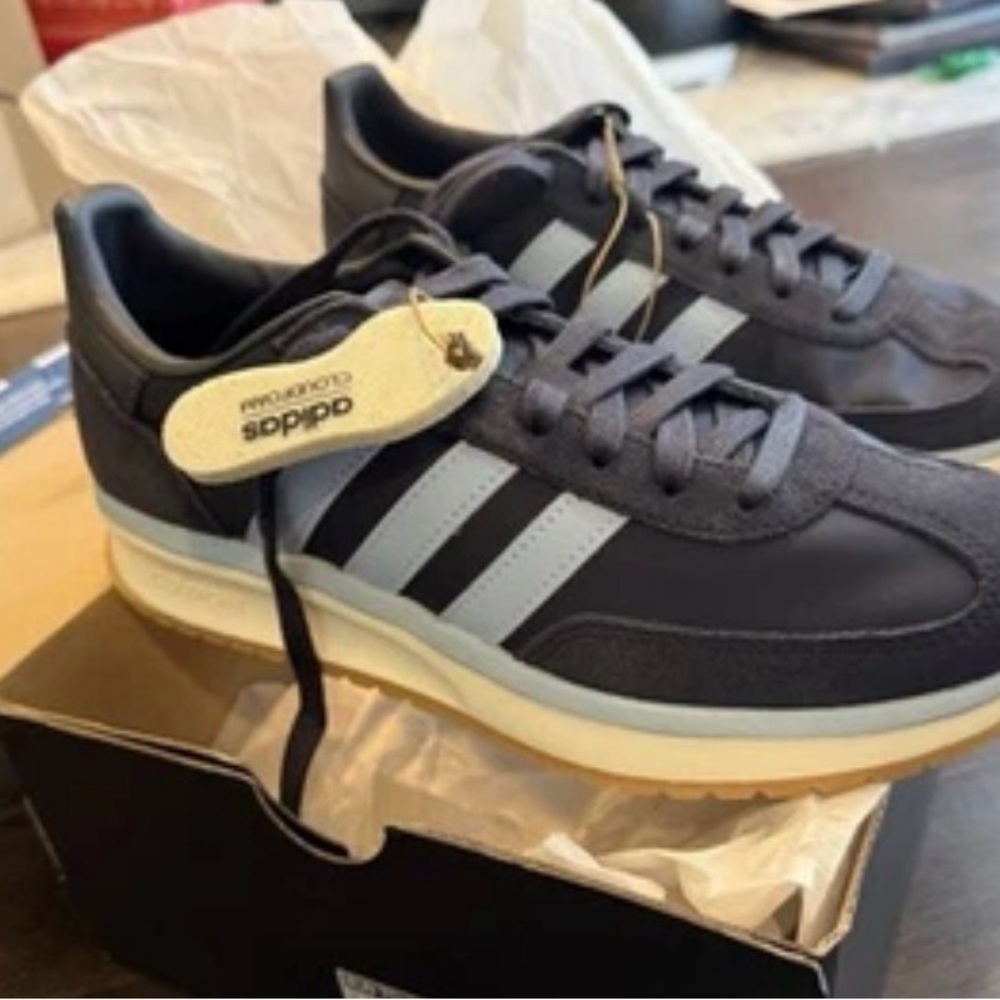 Women’s Adidas 70s 2.0 Retro Sneakers – Navy/Light Blue, Size 8 - Picture 3 of 5